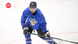 Juho Lammikko spelar med NHL-stjärnor i VM