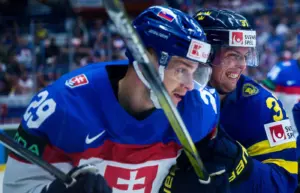Premiär för Tre Kronor mot Slovakien i hockey-VM på hemmaplan