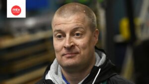 Bakom Lejonen Finns en Osynlig Hjälte som Träffar Rätt Igen
